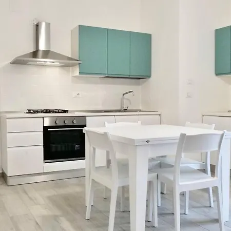 Luxury 马里纳斯基亚沃尼亚